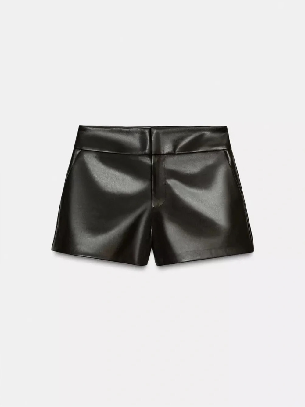 ZARA FAUX LEATHER MINI SHORTS IN SMALL